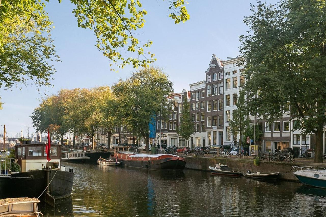 Red Light Historic Canal Island City Center Amsterdam Exterior photo